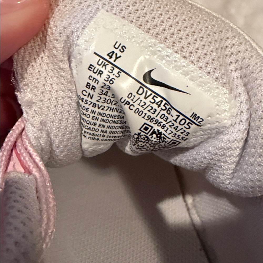 Nike Pink and White Sneakers - 4Y or 6 women’s - Picture 8 of 8